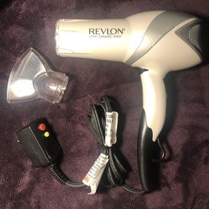 REVLON Hair dryer